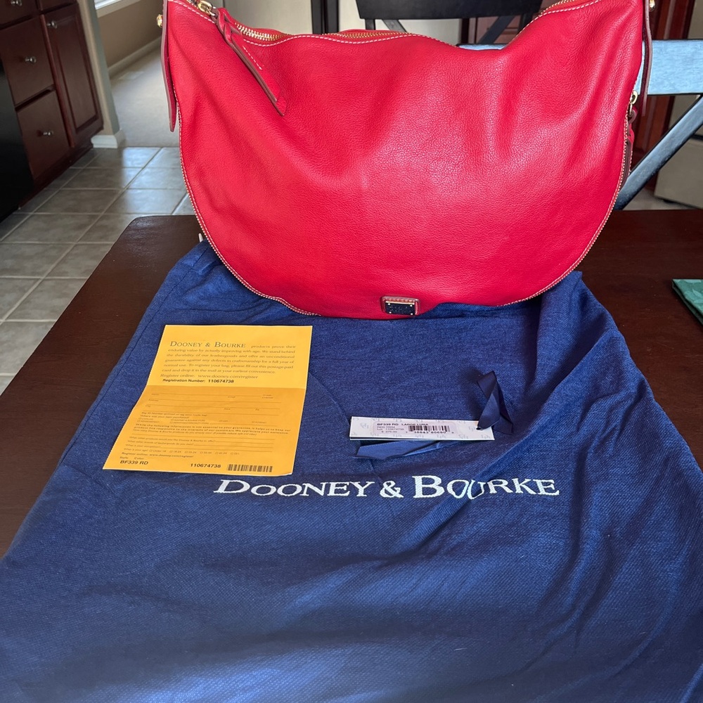 Dooney & Bourke Large Luna Expandable Red Pebble Leather Hobo Purse w/ Dust Bag